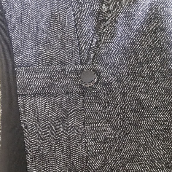 Maurices Juniors' Low Rise Micro Flare Pants Size 11/12 S - Picture 8 of 10